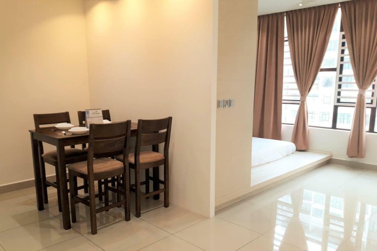 Simple&comfort Studio@ Austin Regency