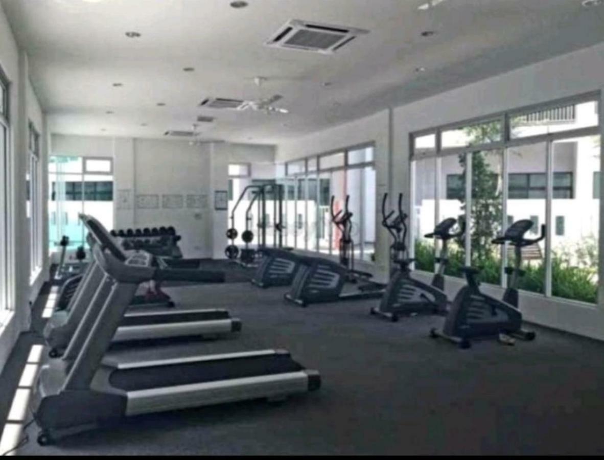 Simple&comfort Studio@ Austin Regency *